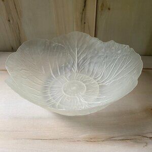 VTG Berman Industries frosted plastic lettuce / cabbage leaf salad serving bowl